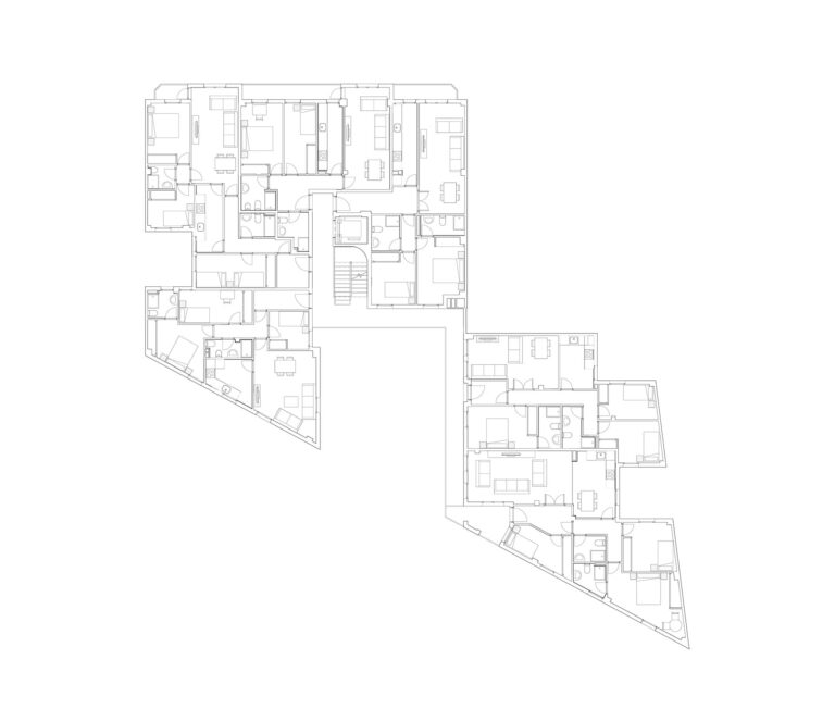 Bloque residencial de 16 viviendas en el casco histórico de Córdoba.